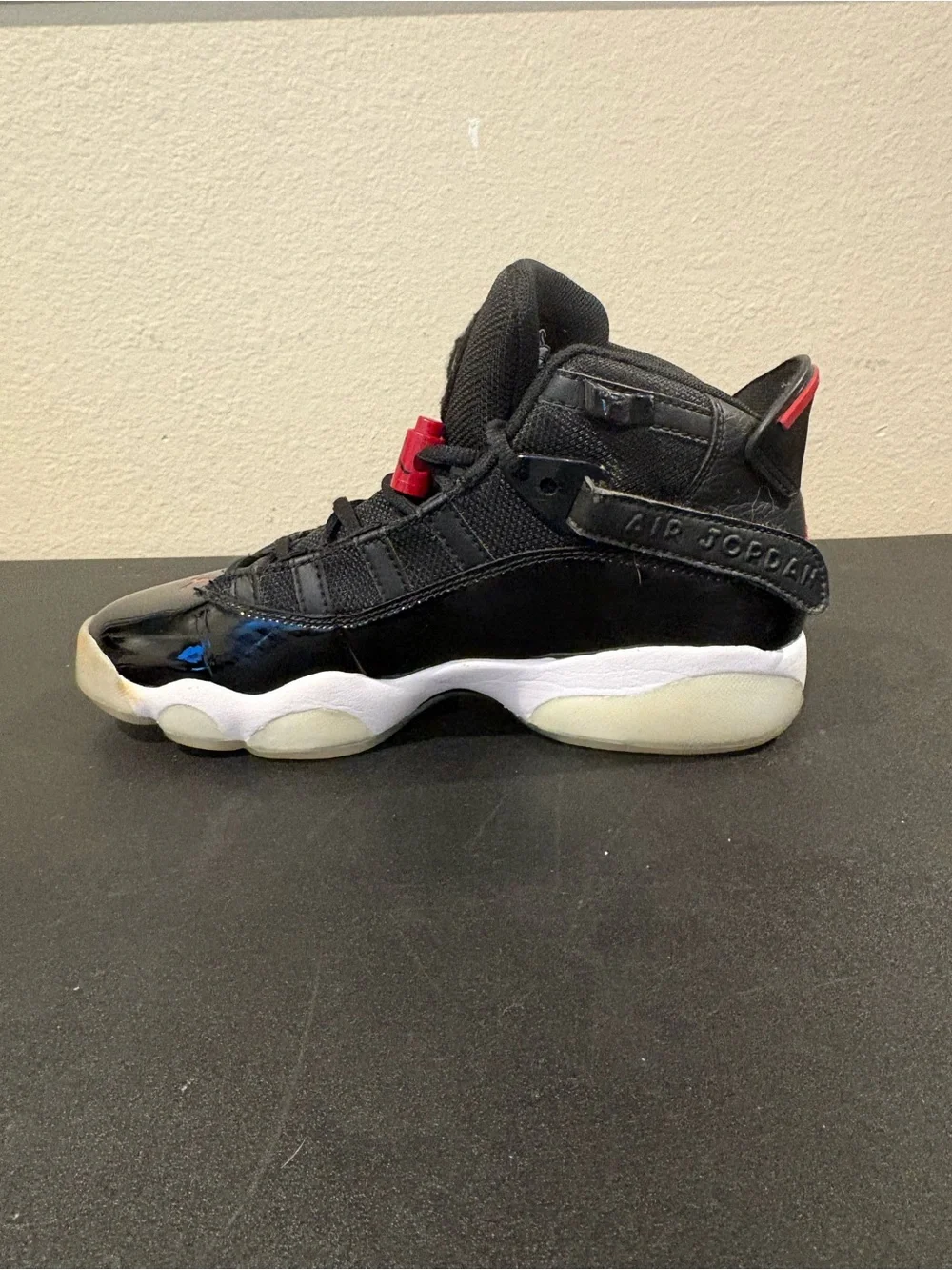 Nike Boys Air Jordan 6 Rings 323419-064 Black Basketball Shoes Sneakers Sz 4.5 Y - Picture 3 of 9
